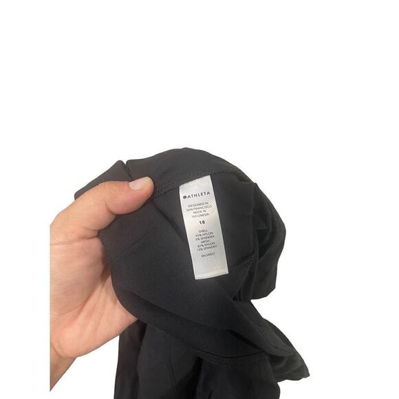 Athleta Trekkie North Shorts Womens 18 Black Nylon 3" Pull On Pockets - Picture 5 of 8